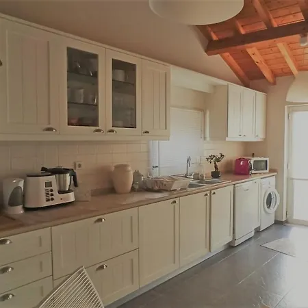 A 5 Minutos Da Prázdninový dům Atouguia Da Baleia